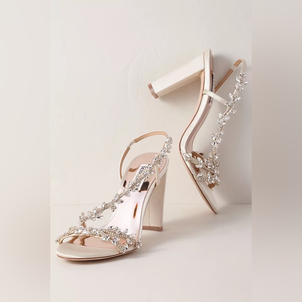 Badgley Mischka Felda Heels NWT